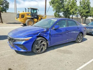 Hyundai Elantra 2.0L 4 2024