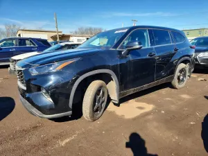 Toyota Highlander 3.5L 6 2022