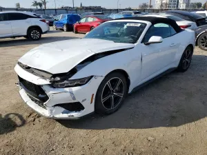 Ford Mustang 2.3L 4 2025