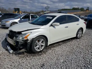 Nissan Altima 2.5L 4 2015