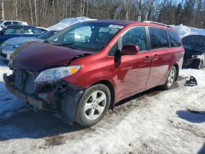 Toyota Sienna 3.5L 6 2011