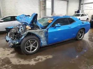 Dodge Challenger 5.7L 8 2015