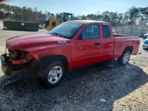 Dodge Dakota 3.7L 6 2005