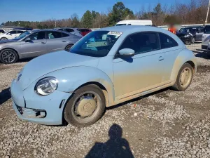 Volkswagen Beetle 2.5L 5 2012