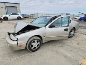Nissan Altima 2.4L 4 1997