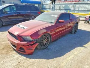 Ford Mustang 5.0L 8 2014
