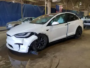 Tesla Model X 2023