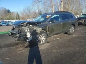 Subaru Outback 2.5L 4 2025