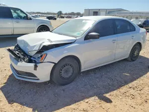 Volkswagen Jetta 2L 4 2015