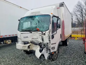 Isuzu NPR 6.6L 8 2021