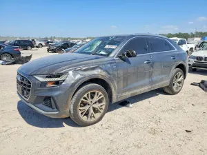 Audi Q8 3.0L 6 2021