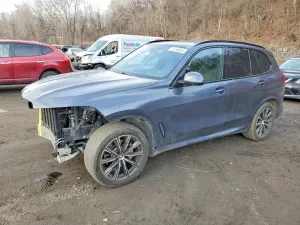 BMW X5 3.0L 6 2021