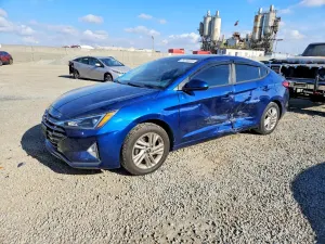 Hyundai Elantra 2.0L 4 2019