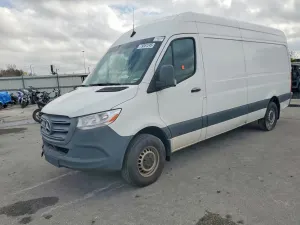 Mercedes-Benz Sprinter 2.0L 4 2021