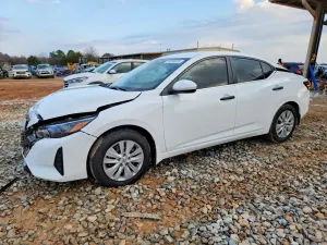 Nissan Sentra 2.0L 4 2025