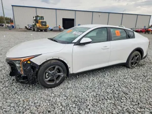 Kia K4 2.0L 4 2025