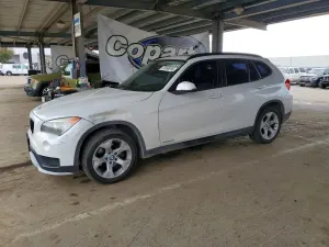 BMW X1 2.0L 4 2015