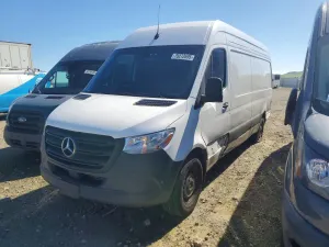 Mercedes-Benz Sprinter 2.0L 4 2025