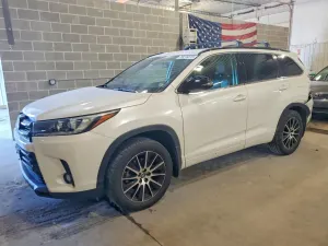 Toyota Highlander 3.5L 6 2018