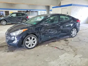 Hyundai Elantra 1.8L 4 2013