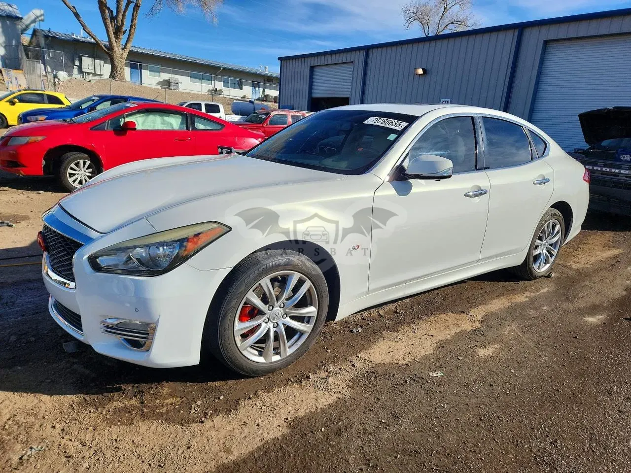 Infiniti Q70 3.7L 6 2015