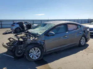 Hyundai Elantra 2.0L 4 2020