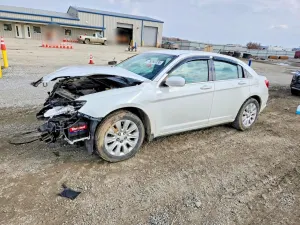 Chrysler 200 2.4L 4 2014