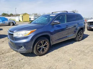 Toyota Highlander 3.5L 6 2016