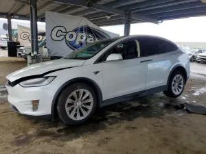 Tesla Model X 2017