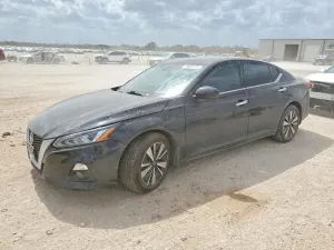 Nissan Altima 2.5L 4 2021
