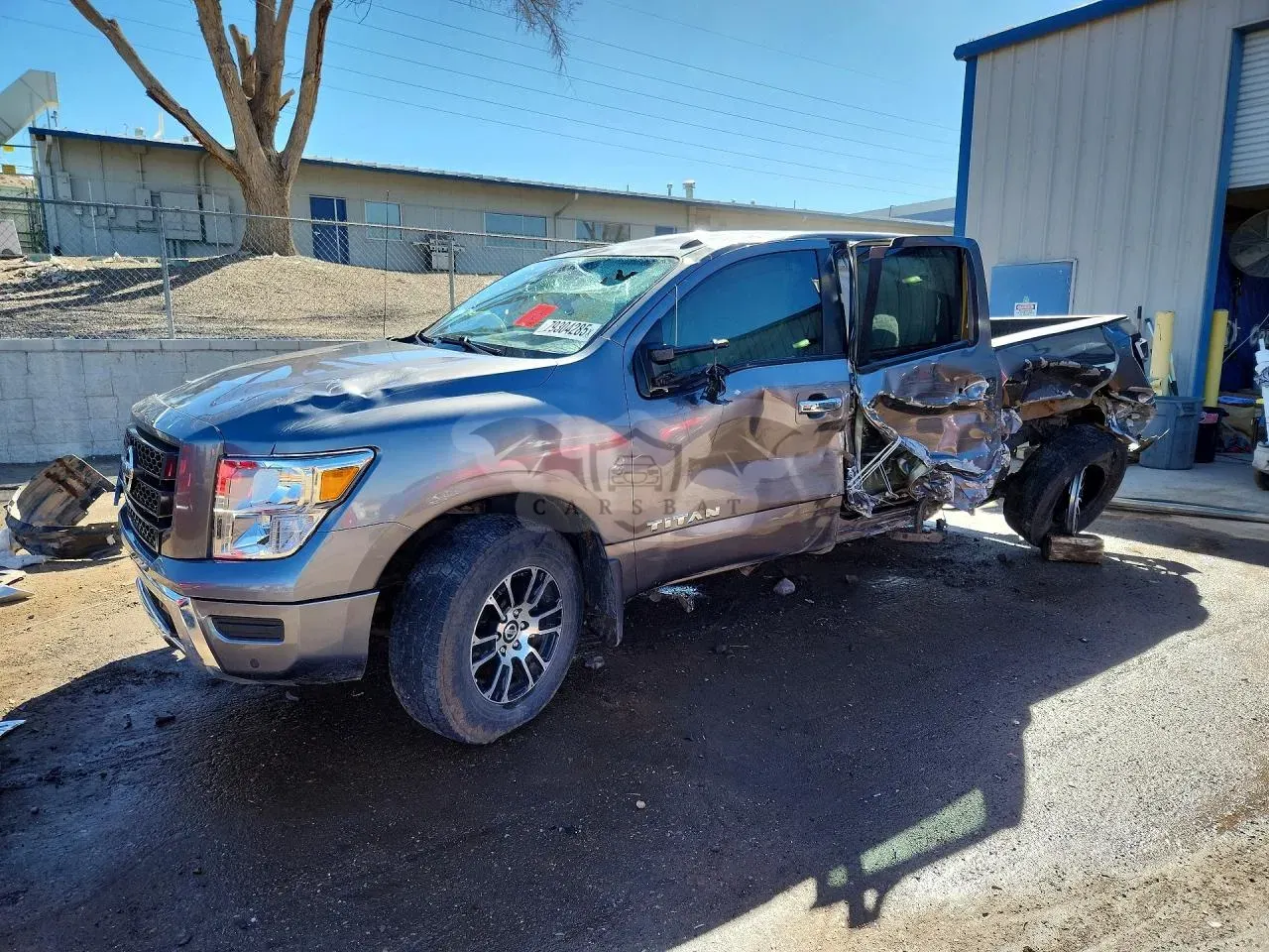 Nissan Titan 5.6L 8 2021