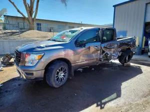 Nissan Titan 5.6L 8 2021