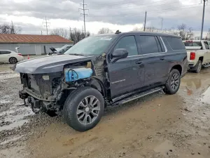 Chevrolet Suburban 5.3L 8 2021