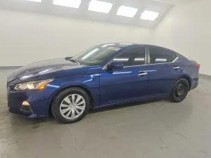 Nissan Altima 2.5L 4 2020