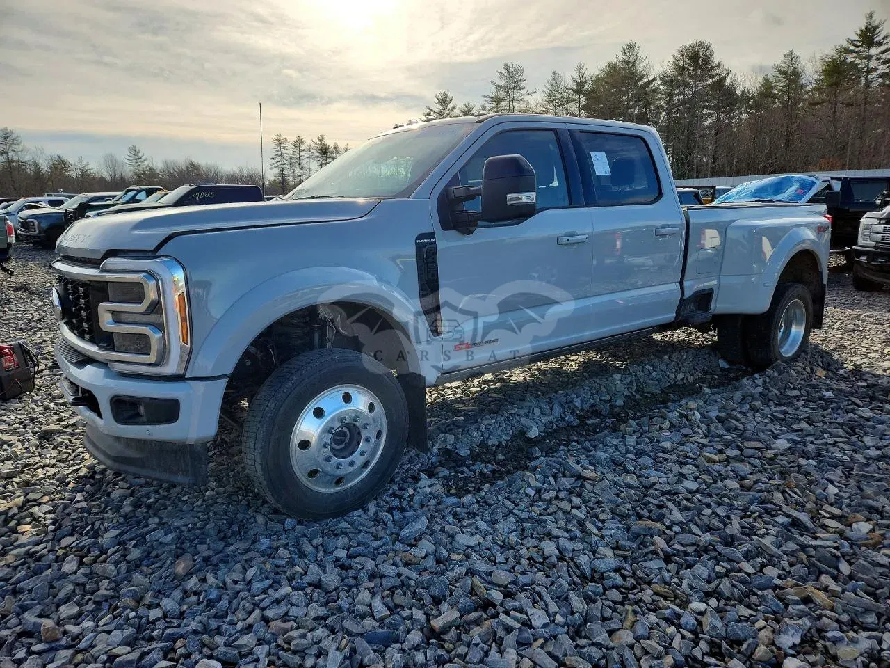 Ford F-450 6.7L 8 2025