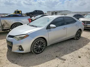 Toyota Corolla 1.8L 4 2015