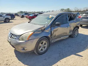 Nissan Rogue 2.5L 4 2013