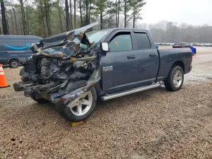 RAM 1500 5.7L 8 2015