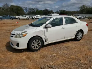 Toyota Corolla 1.8L 4 2013