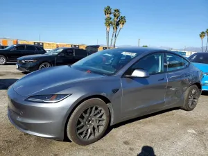 Tesla Model 3 2024