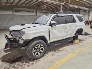 Toyota 4Runner 4.0L 6 2019