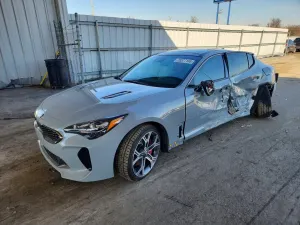 Kia Stinger 3.3L 6 2020