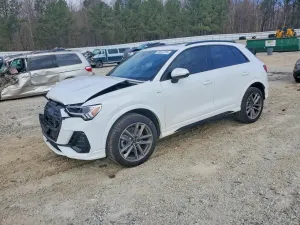 Audi Q3 2.0L 4 2024
