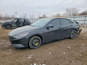 Hyundai Elantra 2.0L 4 2023