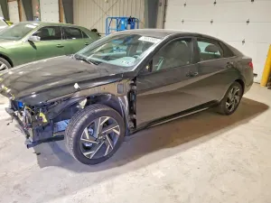 Hyundai Elantra 2.0L 4 2024