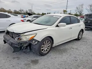 Nissan Altima 2.5L 4 2017