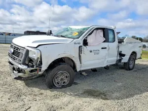 Ford F-250 6.8L 8 2024
