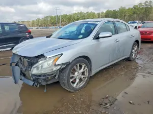 Nissan Maxima 3.5L 6 2013