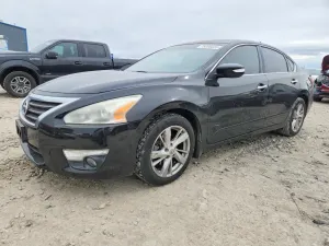 Nissan Altima 2.5L 4 2015