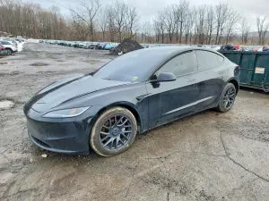Tesla Model 3 2025